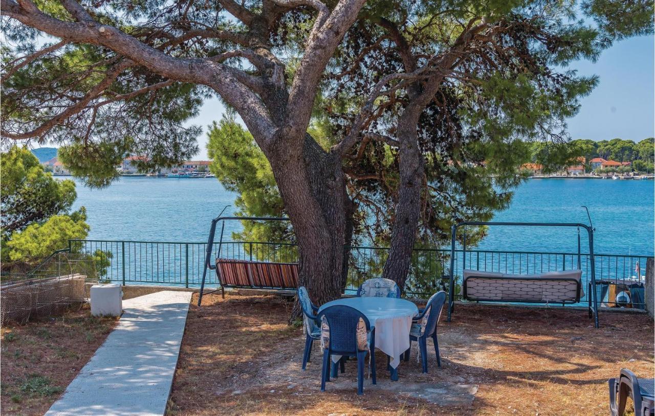 Lovely Home In Sibenik-Brodarica With Kitchen Donje Polje Exterior foto